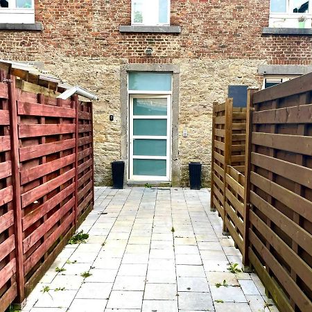 L'Appartement D'Houyet - Esc'Appart Bagian luar foto