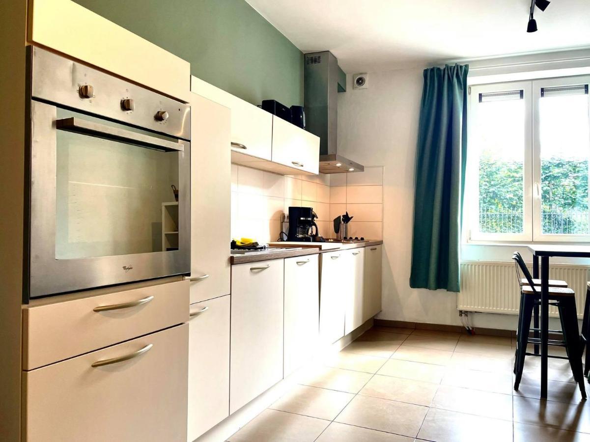 L'Appartement D'Houyet - Esc'Appart Bagian luar foto