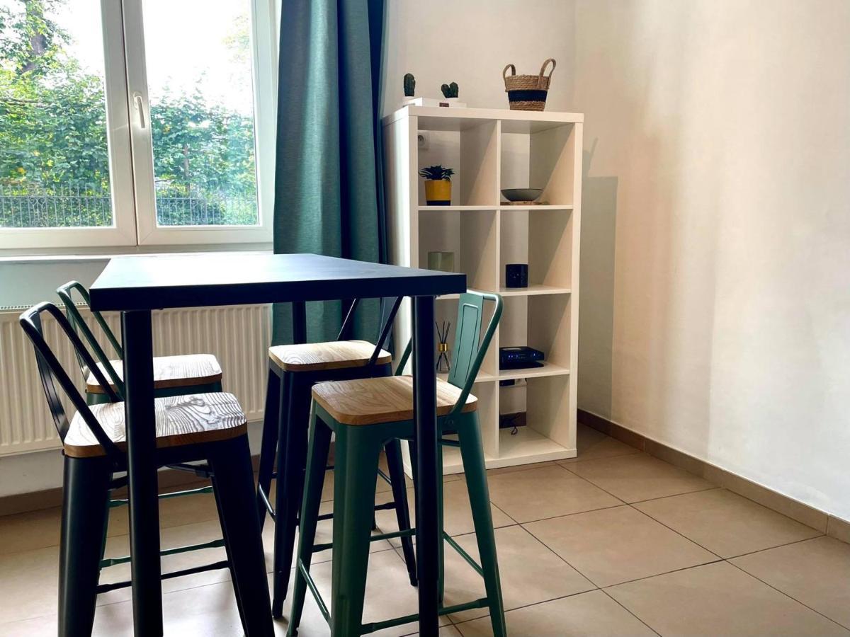 L'Appartement D'Houyet - Esc'Appart Bagian luar foto