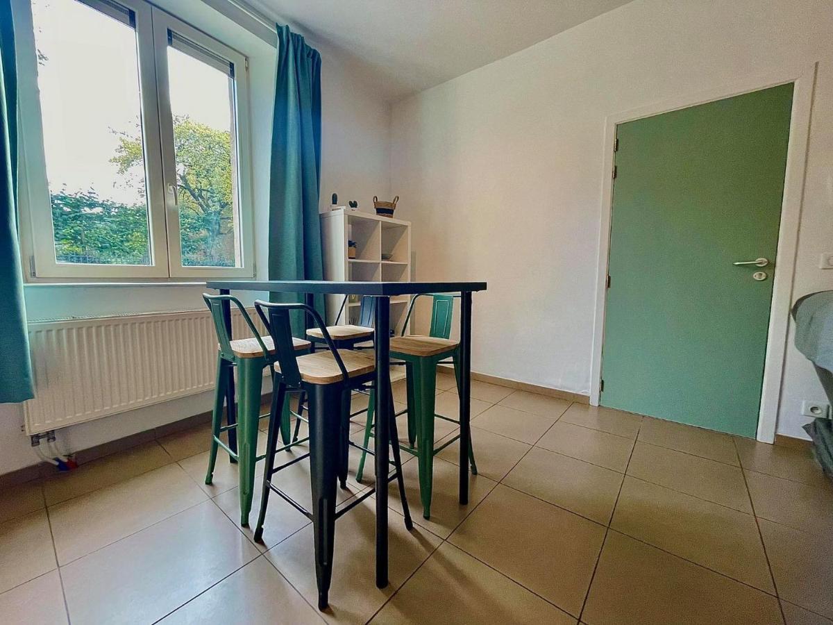L'Appartement D'Houyet - Esc'Appart Bagian luar foto